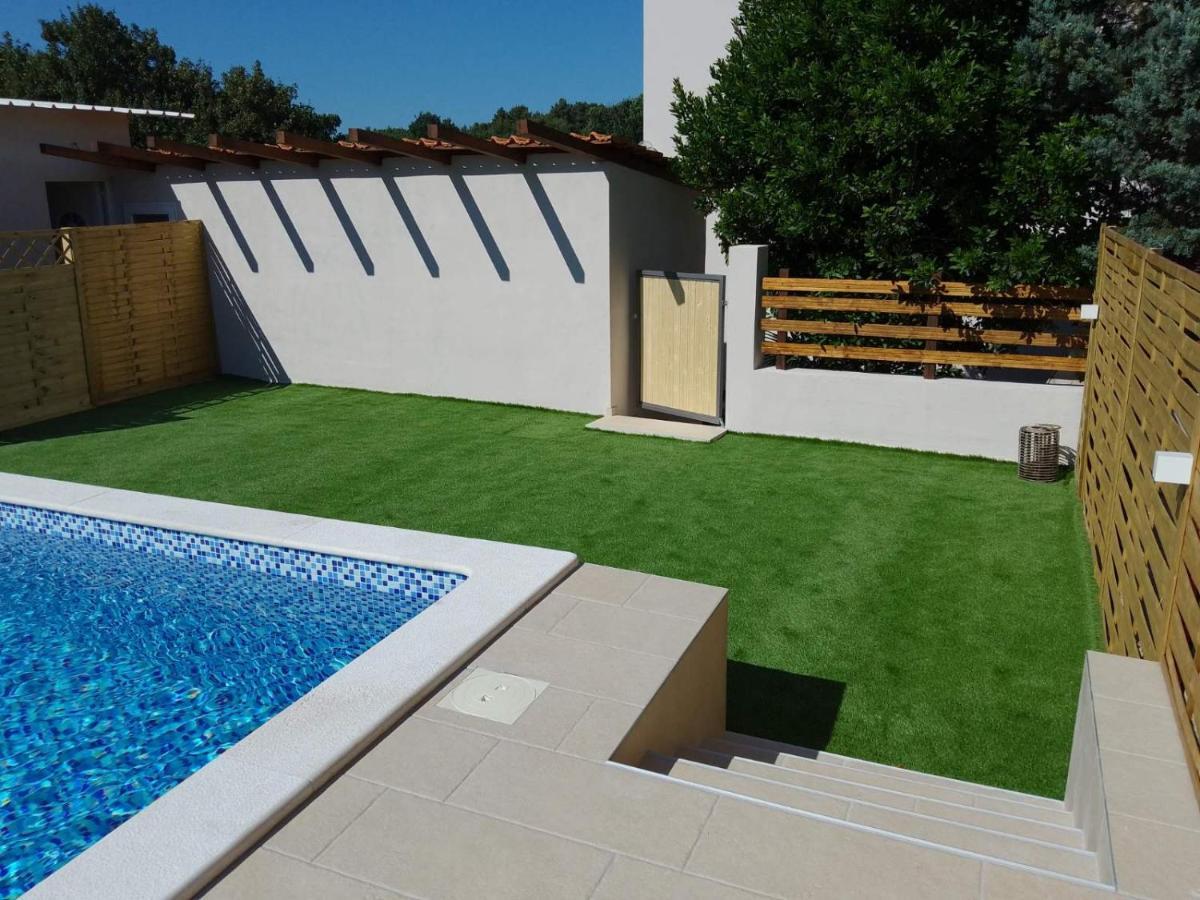 Apartman Debora Sa Privatnim Bazenom Pula Exterior foto