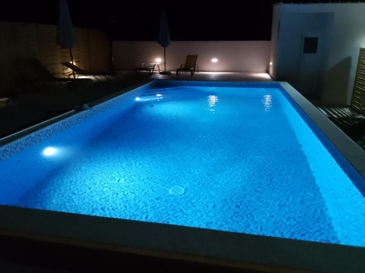 Apartman Debora Sa Privatnim Bazenom Pula Exterior foto